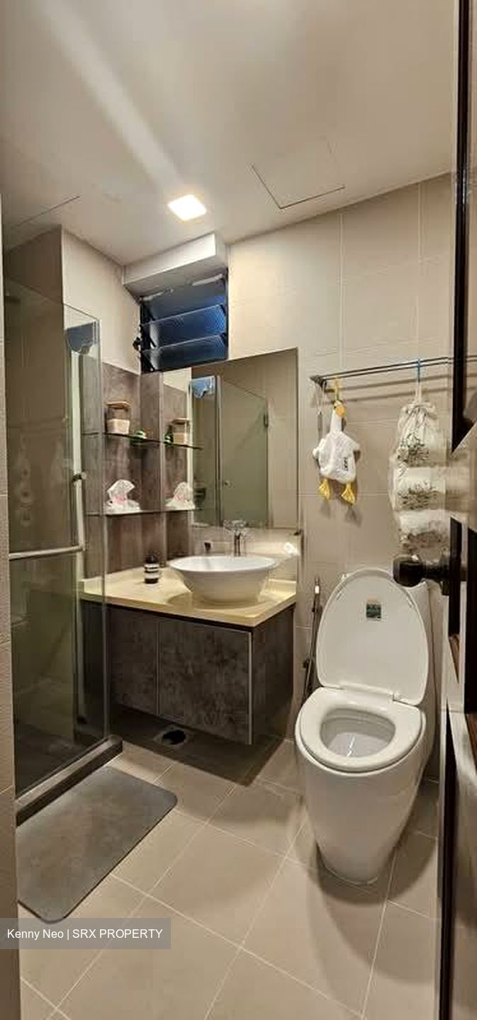 Eastvale (D18), Condominium #552851161